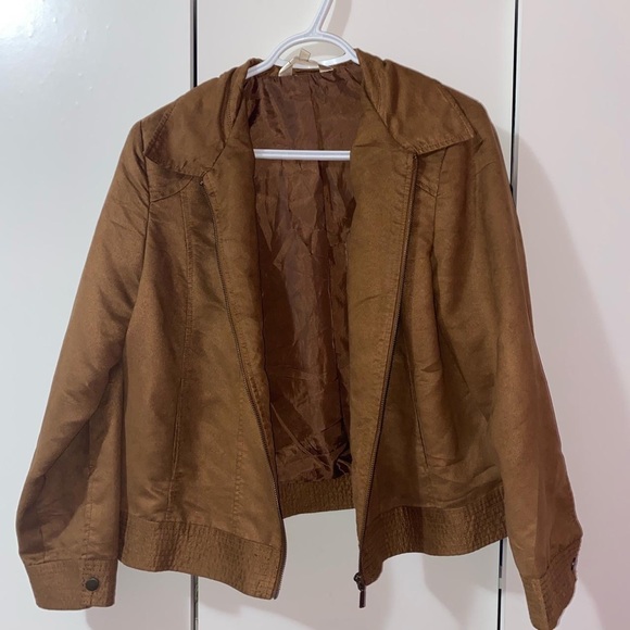 Lightweight Suede Brown Jacket - Picture 2 of 4